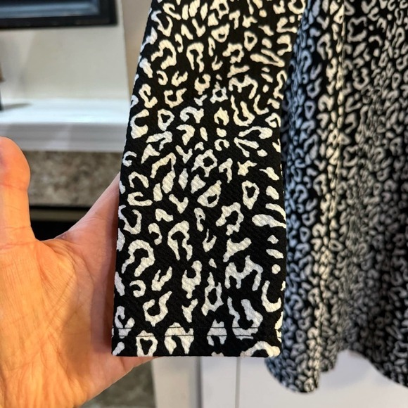 Show Me Your Mumu Long Sleeve Crewneck Swing Dress Size Medium - Picture 5 of 5